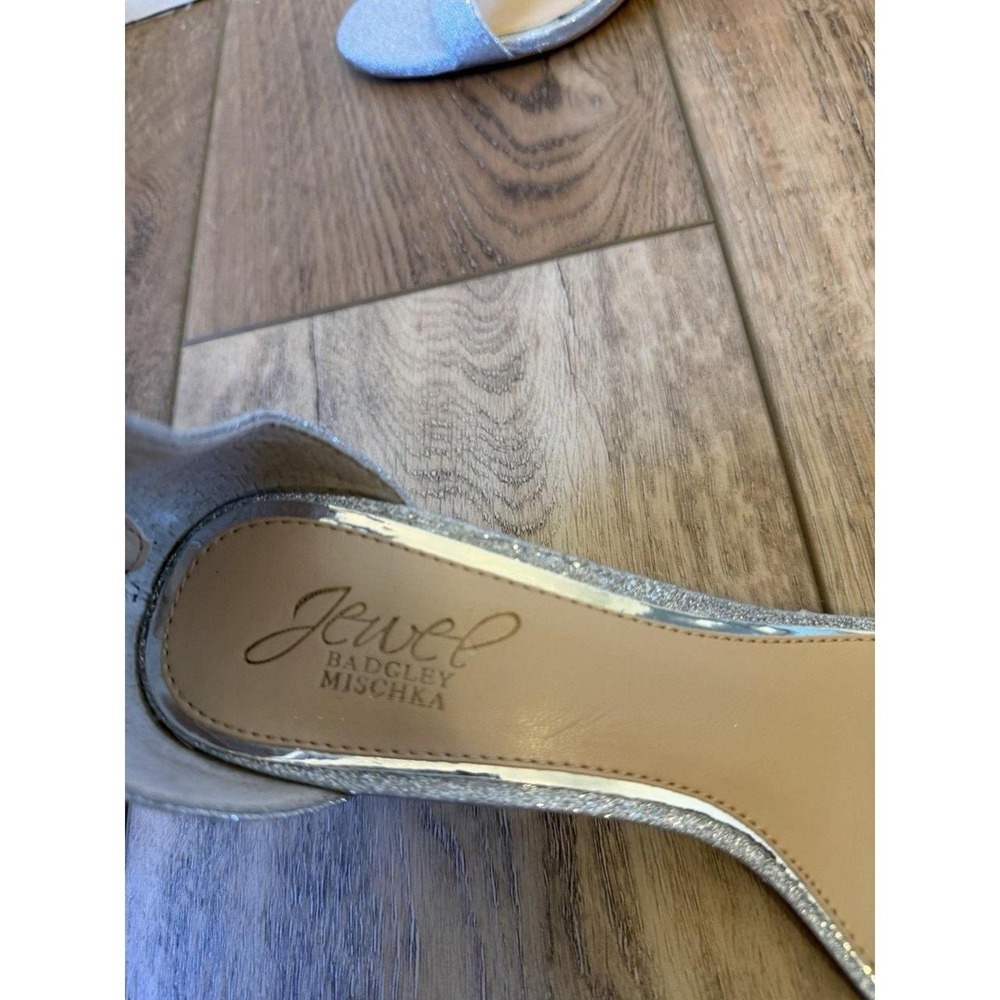 Jewel Badgley Mischka Catalina Sandals Womens 8 Silver Excellent Crystal Heel - Picture 7 of 8